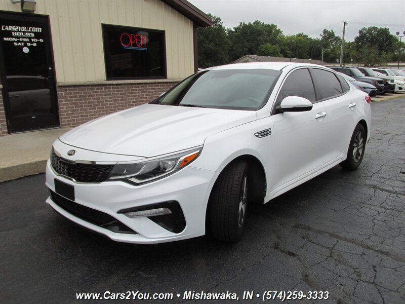 Used 2019 Kia Optima LX FWD image 3