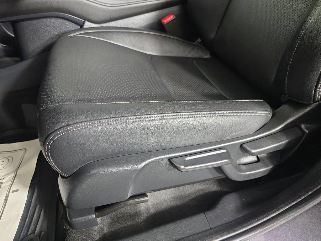 Used 2022 Honda HR-V EX-L image 25
