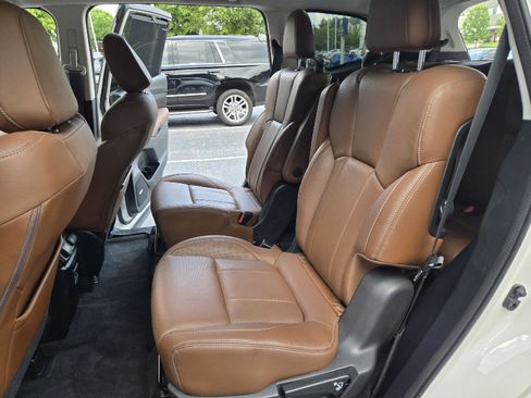 Used 2022 Subaru Ascent Touring AWD/4WD image 26