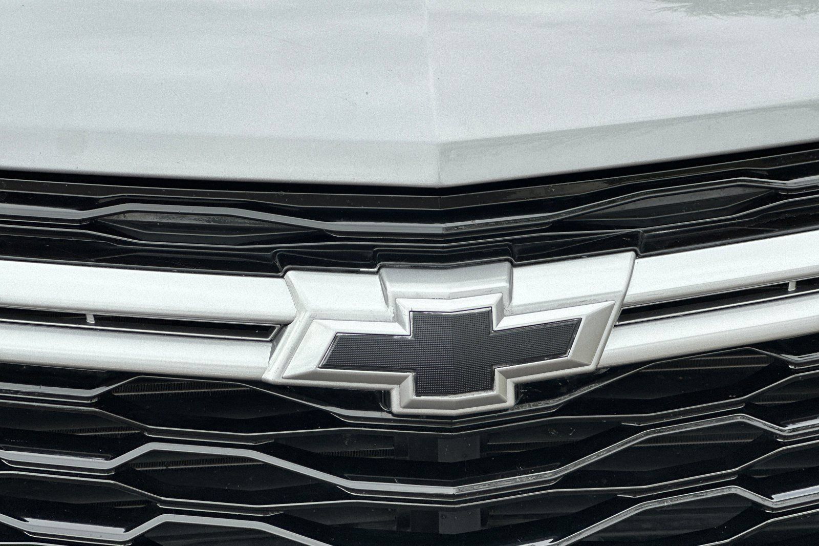 Used 2023 Chevrolet Equinox RS FWD image 38