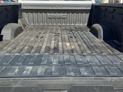 Used 2025 GMC Sierra 2500 Denali w/ Denali Reserve Package image 17