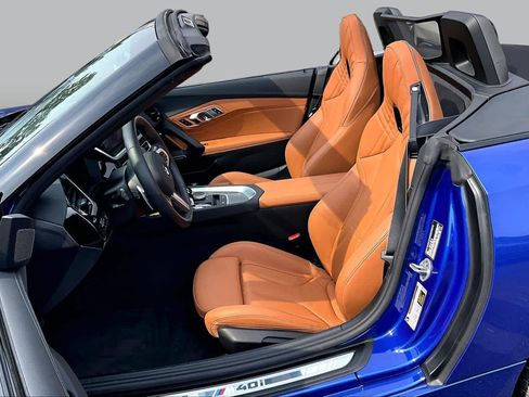 Used 2026 BMW Z4 M40i RWD image 8