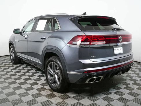 Certified 2024 Volkswagen Atlas Cross Sport SEL R-Line image 31