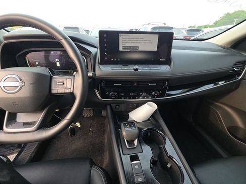 Used 2026 Nissan Rogue SL AWD/4WD image 11