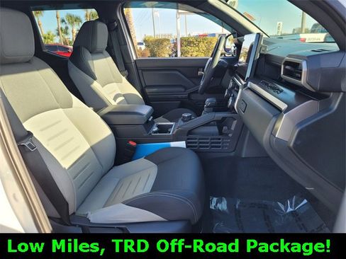 Used 2024 Toyota Tacoma TRD Sport image 17