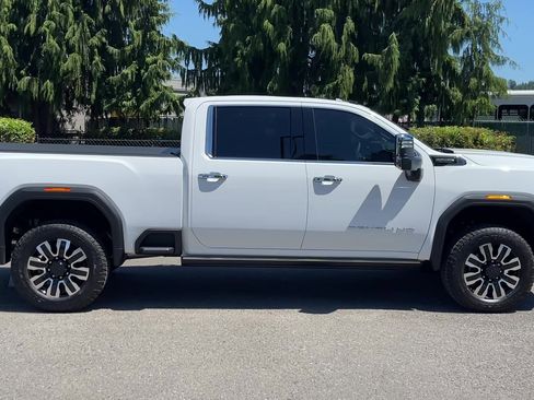 New 2025 GMC Sierra 3500 Denali Ultimate image 80