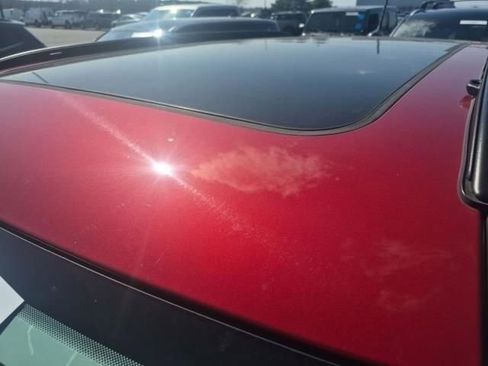 Used 2025 Jeep Compass Latitude w/ Sun & Sound Group image 3