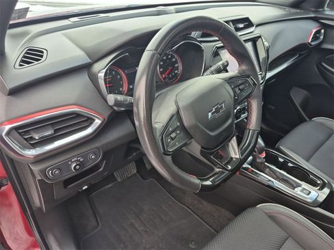 Used 2021 Chevrolet TrailBlazer RS w/ Sun and Liftgate Package image 21
