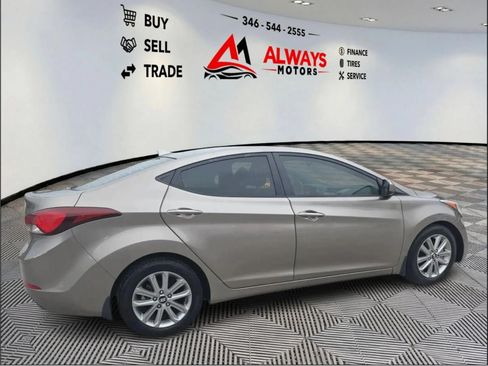 Used 2015 Hyundai Elantra SE w/ Option Group 02 FWD image 5