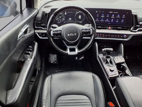 Used 2023 Kia Sportage SX image 4