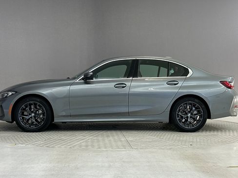 Used 2025 BMW 330i Sedan w/ Convenience Package RWD image 2