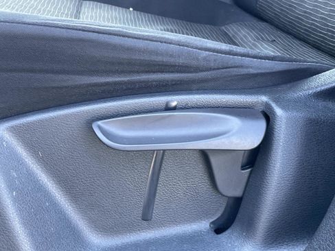 Used 2014 Volkswagen Tiguan S image 17