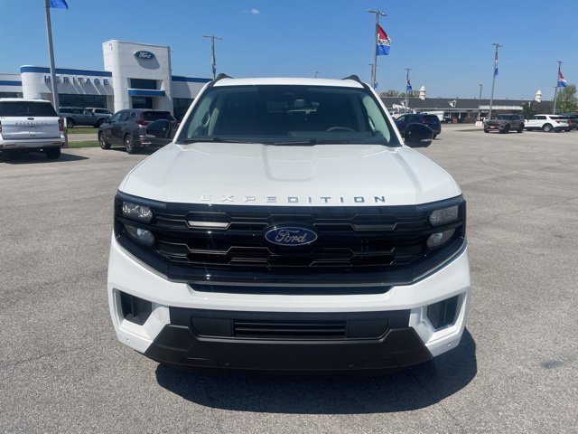 New 2026 Ford Expedition Max Active AWD/4WD image 3