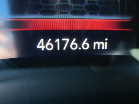 Used 2024 RAM 3500 Big Horn w/ Sport Appearance Package image 30