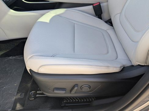 New 2026 Hyundai Tucson Limited FWD image 21