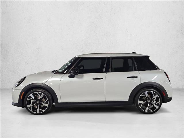 Certified 2026 MINI Cooper 4-Door Hardtop FWD image 9