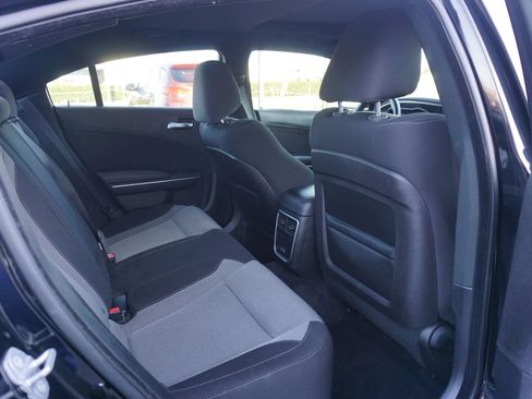 Used 2015 Dodge Charger SXT RWD image 19