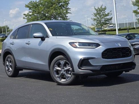 New 2026 Honda HR-V LX image 2