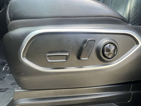 Used 2024 Jeep Wagoneer Series III AWD/4WD image 22