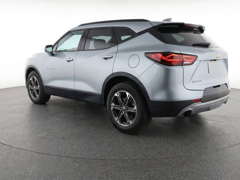 Used 2025 Chevrolet Blazer LT image 6