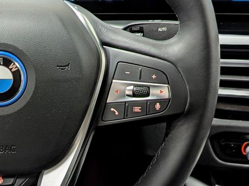 Used 2023 BMW i4 eDrive40 w/ Premium Package image 36