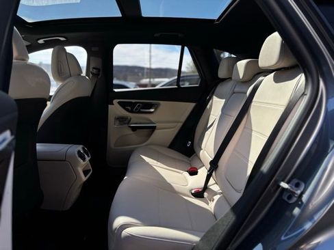 Certified 2023 Mercedes-Benz GLC 300 4MATIC image 22