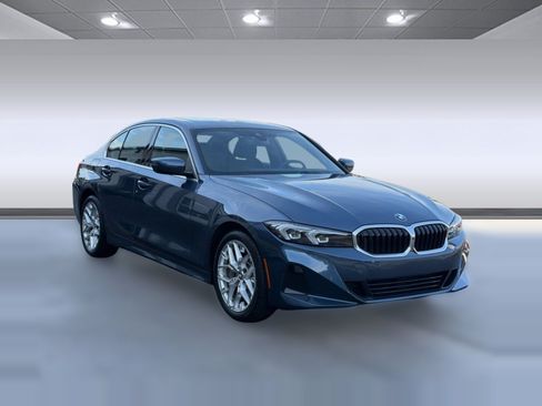 Used 2025 BMW 330i Sedan RWD image 7