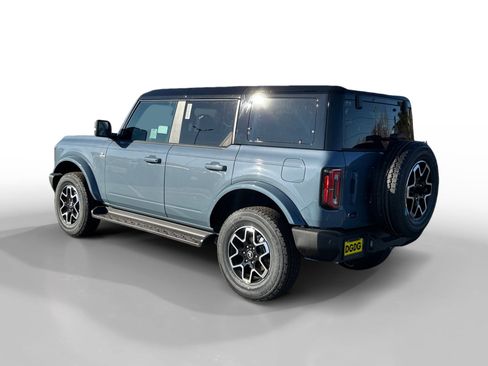 New 2025 Ford Bronco Outer Banks image 3
