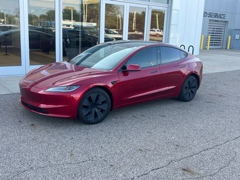 Used 2025 Tesla Model 3 Long Range AWD/4WD image 1