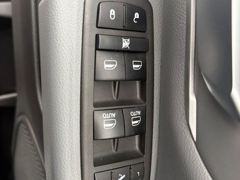 Used 2022 RAM 1500 Big Horn AWD/4WD image 31