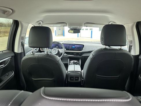 Used 2025 Buick Envision Sport Touring image 8