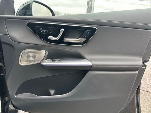 Used 2026 Mercedes-Benz GLC 300 4MATIC image 24