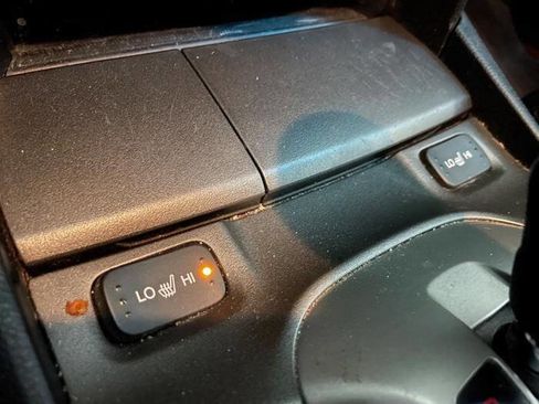 Used 2011 Honda Accord EX-L image 34