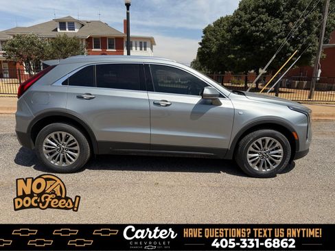 Used 2024 Cadillac XT4 Premium Luxury FWD image 7