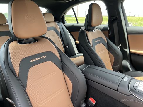 New 2026 Mercedes-Benz E 53 AMG e 4MATIC Sedan image 21