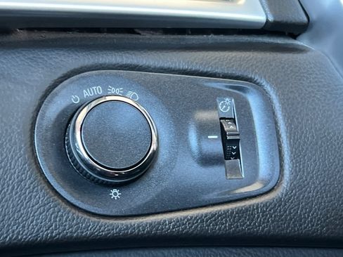 Used 2016 Cadillac SRX Luxury w/ Driver Awareness Package AWD/4WD image 32