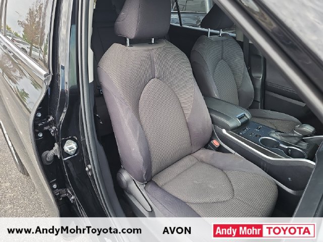 Used 2020 Toyota Highlander L FWD image 20