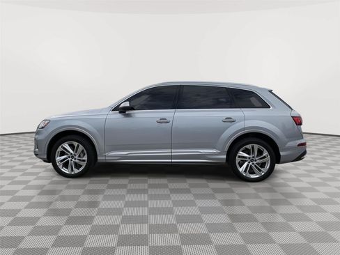 Used 2022 Audi Q7 3.0T Premium Plus w/ Premium Plus Package AWD/4WD image 2