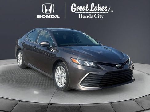 Used 2024 Toyota Camry LE FWD image 1