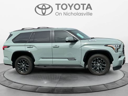 Used 2024 Toyota Sequoia Platinum AWD/4WD image 6