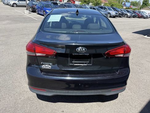 Used 2017 Kia Forte LX FWD image 8