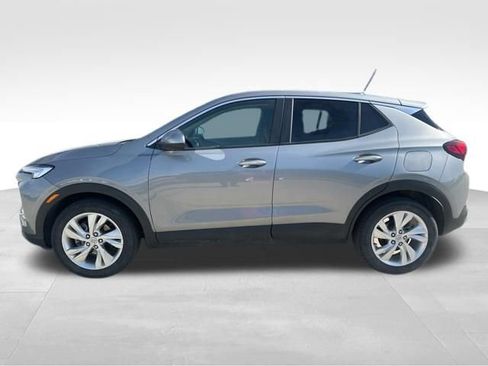 Used 2024 Buick Encore GX Preferred FWD image 3