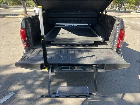 Used 2017 Ford F150 Lariat w/ Equipment Group 502A Luxury AWD/4WD image 11
