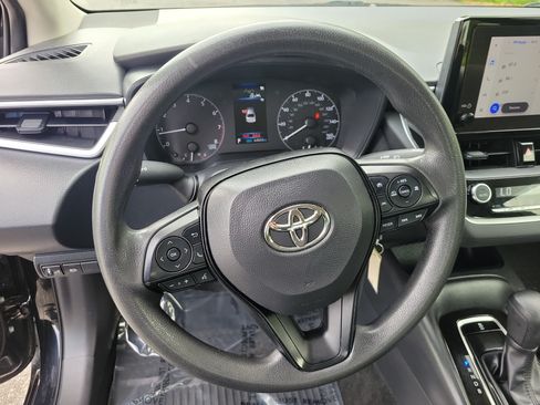 Used 2023 Toyota Corolla LE FWD image 21