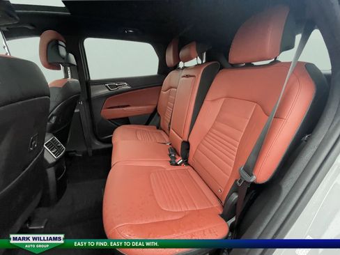 Used 2023 Kia Sportage SX image 26