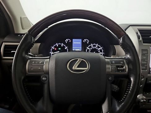 Used 2018 Lexus GX 460 Premium w/ Premium Package image 23