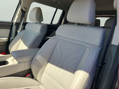 Used 2025 Hyundai Santa Fe SEL image 24