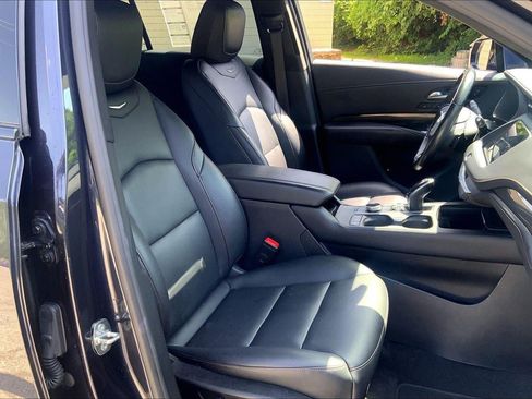 Certified 2023 Cadillac XT4 Sport w/ Cold Weather Package FWD image 7