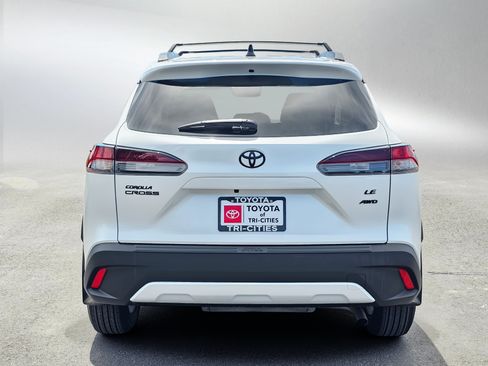 Used 2026 Toyota Corolla Cross LE w/ Moonroof Package AWD/4WD image 4