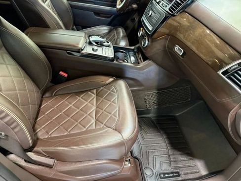 Used 2018 Mercedes-Benz GLE 43 AMG 4MATIC w/ Premium 3 Package image 27